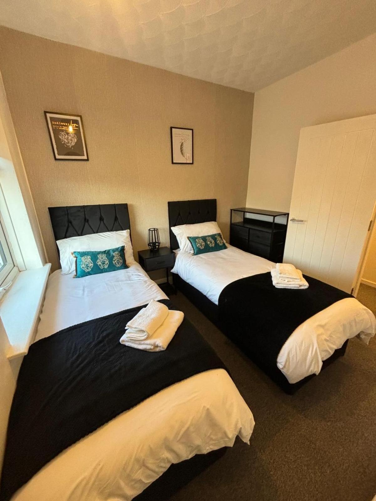 Stunning House - Sleeps 7 - 5 Mins Walk To Lincoln High Street - Parking - Wifi Villa Eksteriør billede