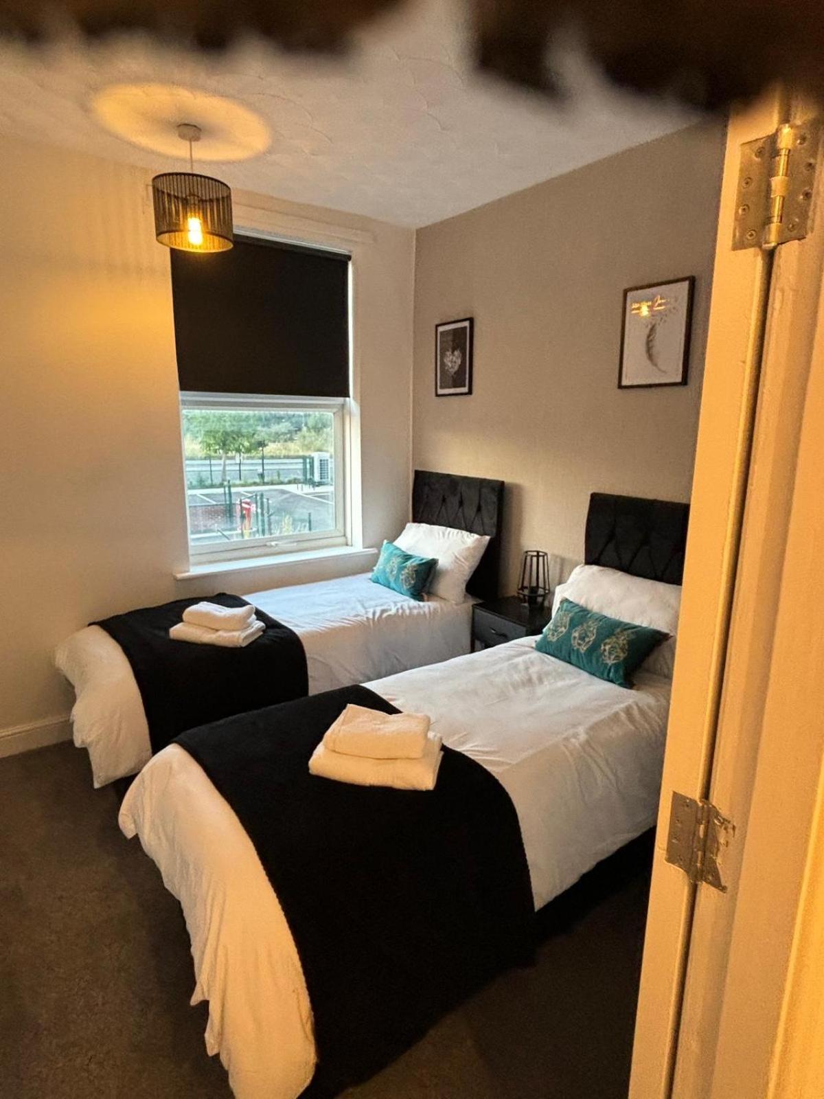 Stunning House - Sleeps 7 - 5 Mins Walk To Lincoln High Street - Parking - Wifi Villa Eksteriør billede