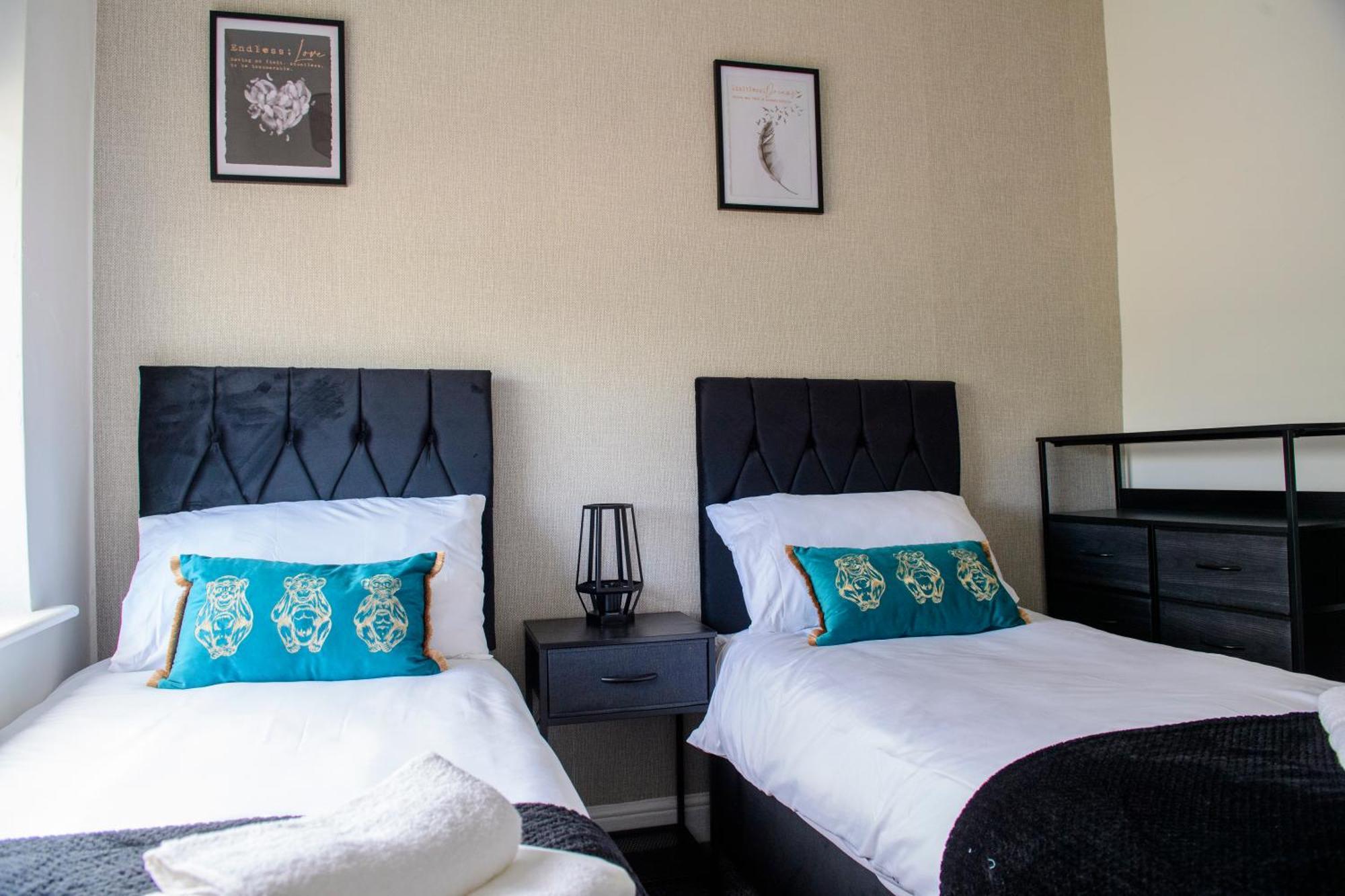Stunning House - Sleeps 7 - 5 Mins Walk To Lincoln High Street - Parking - Wifi Villa Eksteriør billede